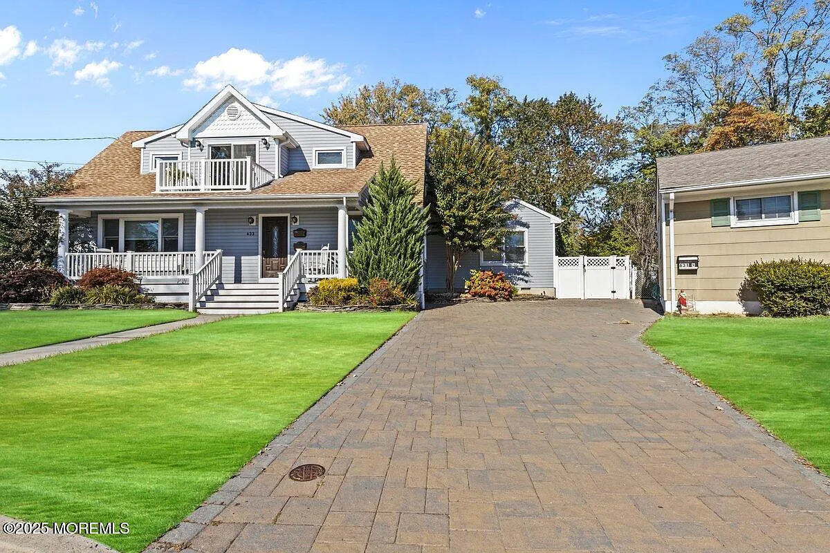 Building Photo - 633 N Manetta Dr