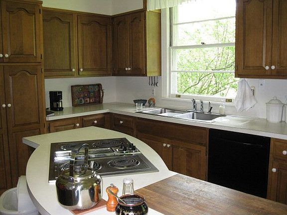 4th image of 424 Park Ave
