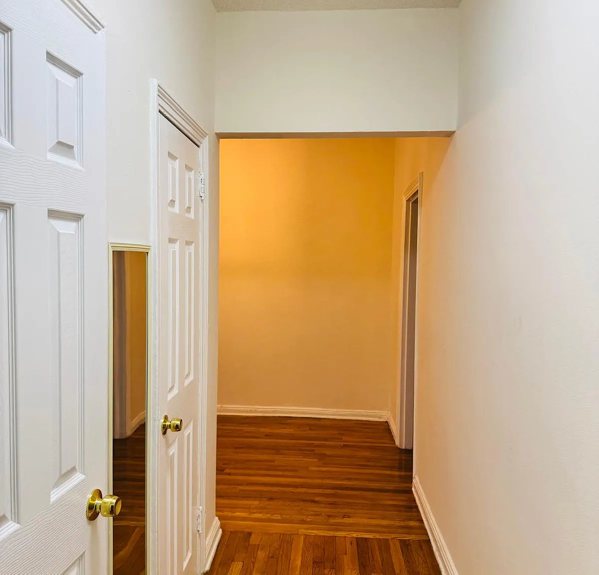 2 bed, 1000 sqft, $2,900 — Photo 1
