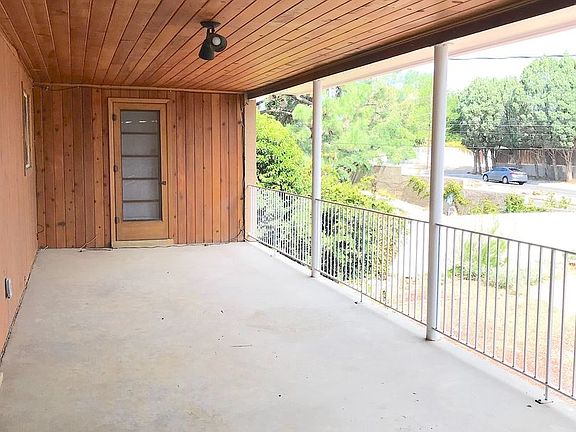 4th image of 2607 Vista Larga Ave NE