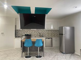 1202 Morris St, Philadelphia, PA 19148