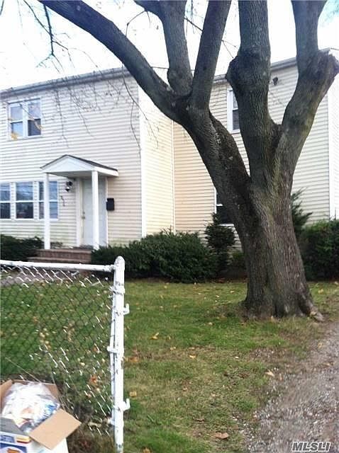 1st image of 836 1st Ave #836