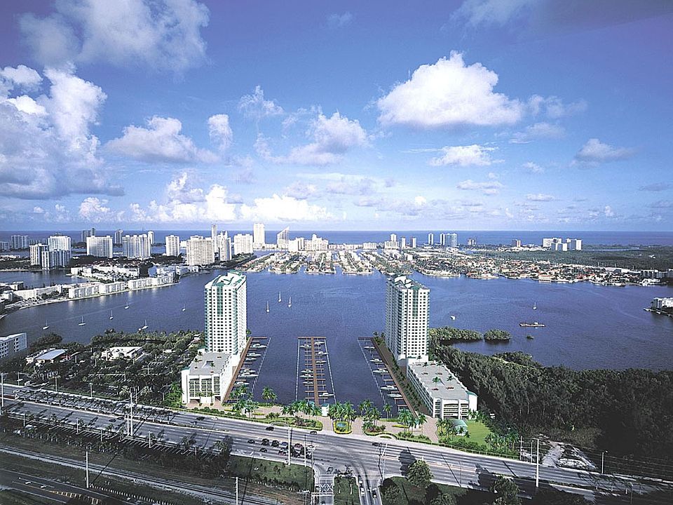 2nd image of 17111 Biscayne Blvd Unit 1103S