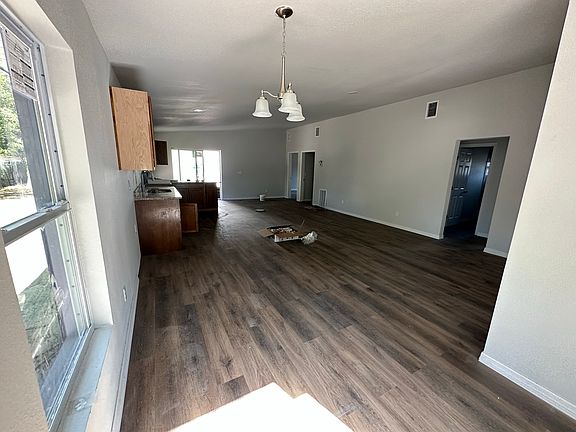 2nd image of 1650 14th St S #1