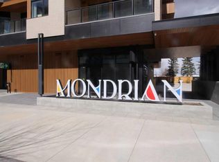 8370 S Broadcast Ave SW #214, Calgary, AB T3H 3V6