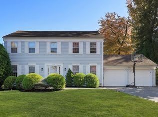 2104 Mapleview Ct, Scotch Plains, NJ 07076