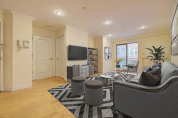 1st image of 143 Mulberry St #6A