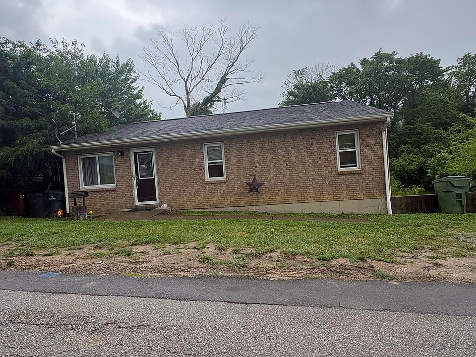 1st image of 28 Plum St