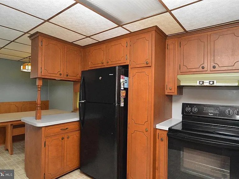 101 W Franklin St — Photo 15