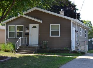 1308 Mason St NE, Grand Rapids, MI 49503