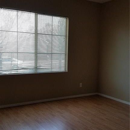 5th image of 8125 Slate Falls St