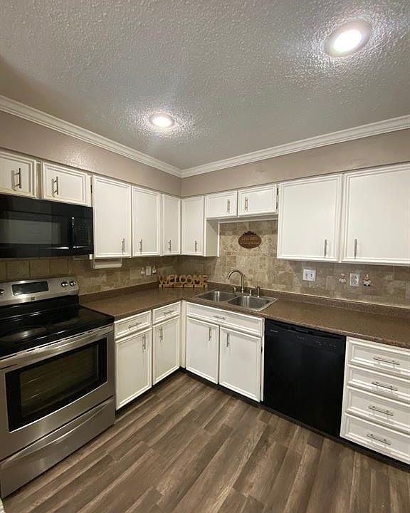 1st image of 12046 Mighty Oak Dr