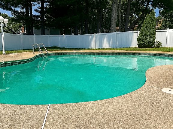 2nd image of 109 Partridge Cir