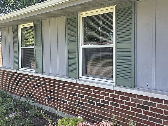 2nd image of 7882 Sebring Dr