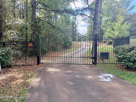 4th image of 202 S Enoch Grove Rd