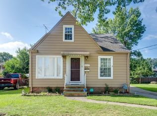 2805 Liggett Dr, Parma, OH 44134