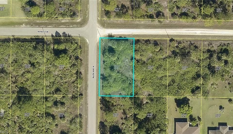 1st image of 3219 40th St W