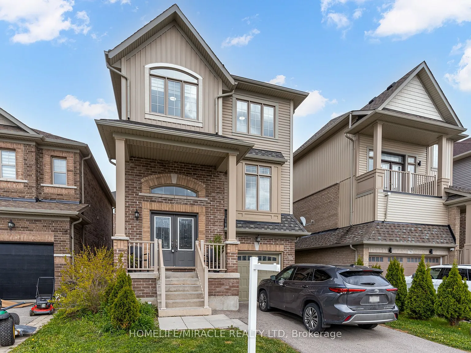 4 bed, $3,300 — Photo 2