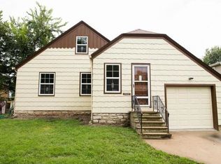 4209 W 48th St, Roeland Park, KS 66205