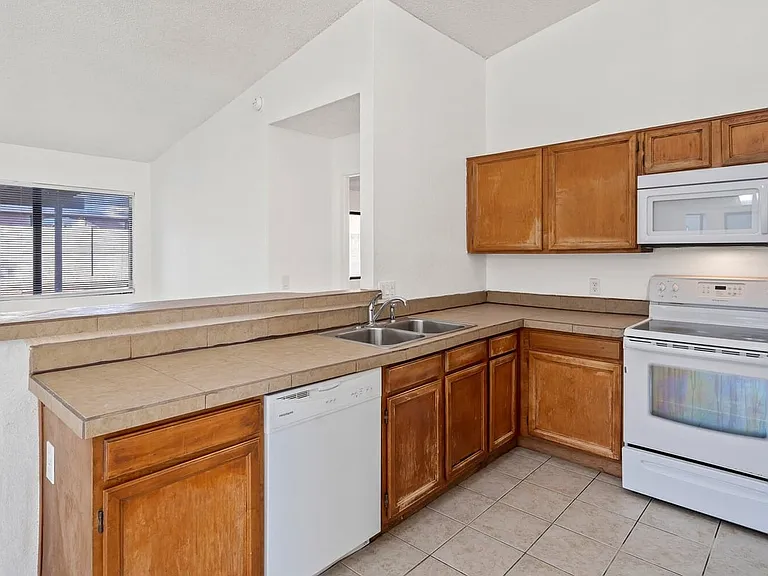 6082 S Birchwood Dr — Photo 16