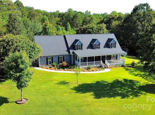 149 Riff Dr, Forest City, NC 28043