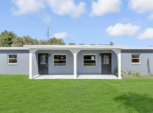 1086 Hibiscus Ct, Tavares, FL 32778