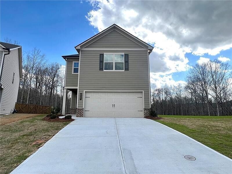 1st image of 110 Auburn Crossing Dr