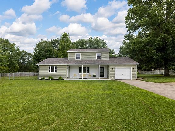 2nd image of 203 Granada Dr