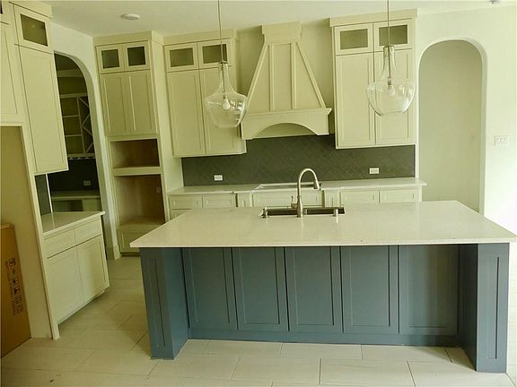 5th image of 2212 Cold Creek Dr