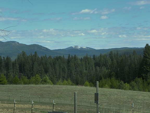 2nd image of 1061 Elk Meadow Ln