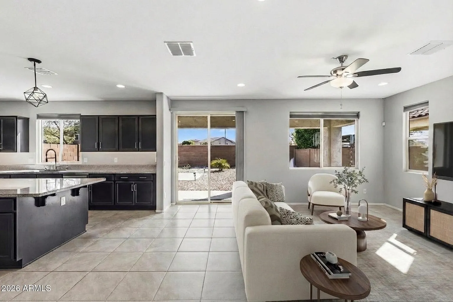 3 bed, 2663 sqft, $2,890 — Photo 4
