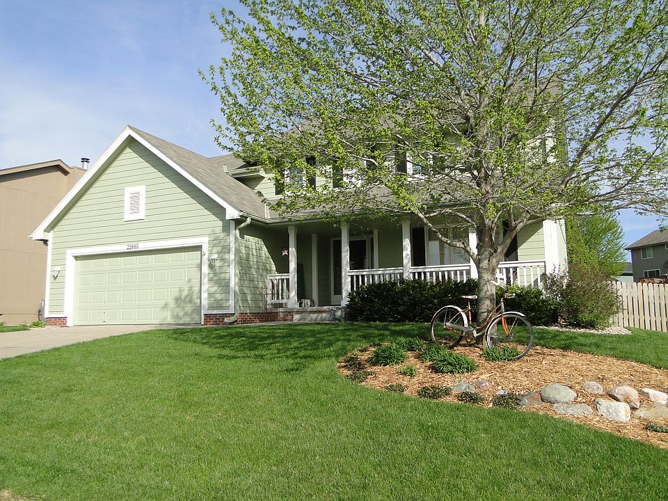 1st image of 21885 Plum Creek Dr