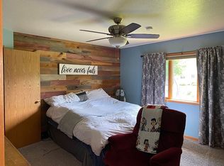 5 Woodlane Dr, Clear Lake, IA 50428