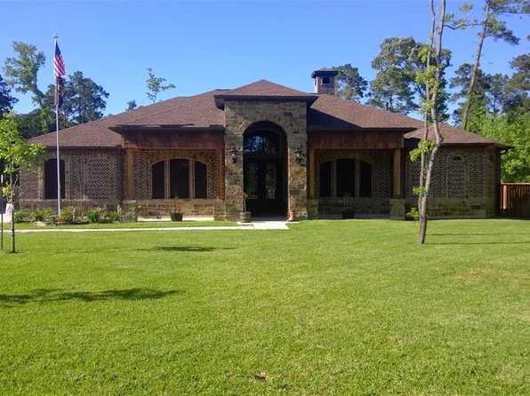 19621 Desna Dr, Porter, TX 77365