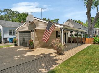 712 E Jefferson St, Morris, IL 60450