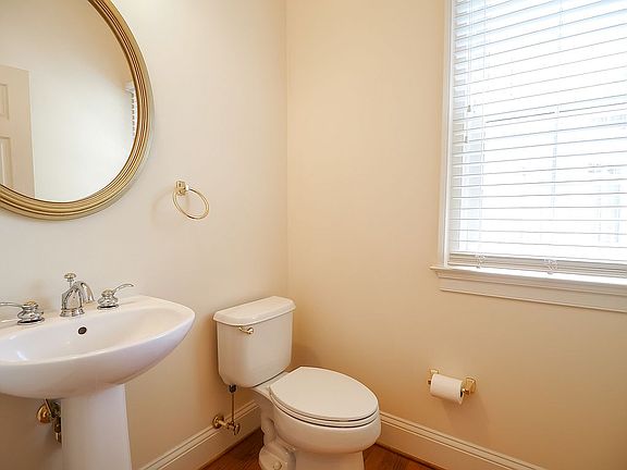 5th image of 4412 Tuscany Ct