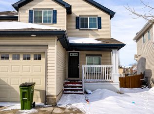 1608 65th St SW, Edmonton, AB T6X0N1