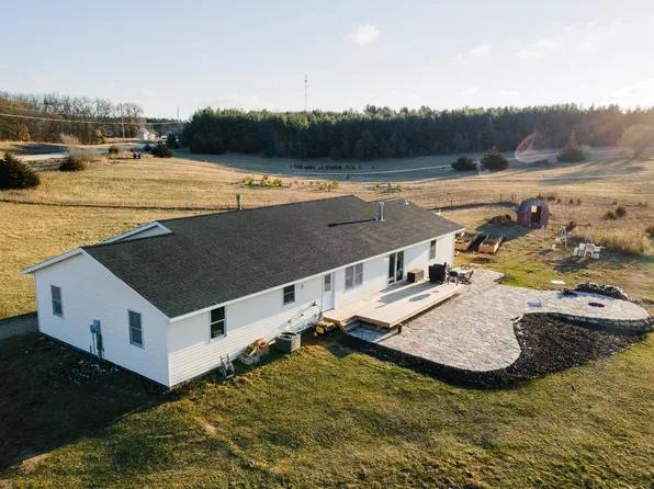 567 State Highway 82, Oxford, WI 53952