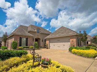 208 W Bronson Dr, Alexandria, LA 71303