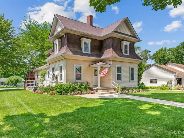 325 N Birch St, Waterman, IL 60556