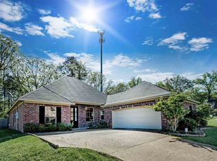 616 Pinebrook Pl, Brandon, MS 39047