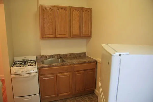 Rented by Lang Realty LLC | media 3
