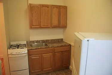 Rented by Lang Realty LLC