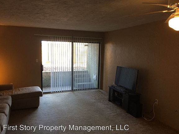 3rd image of 3710 Rockbrook Dr APT D