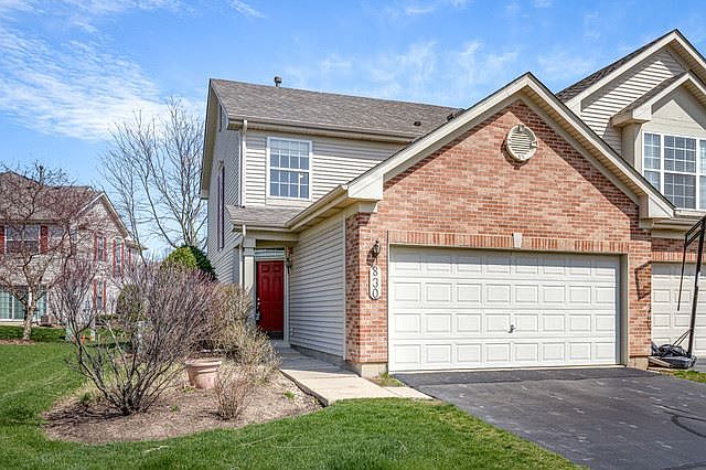 1st image of 830 Stuarts Dr