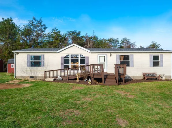 1380 S Creek Rd, Elkton, VA 22827