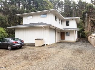 50 SW South Point St, Depoe Bay, OR 97341