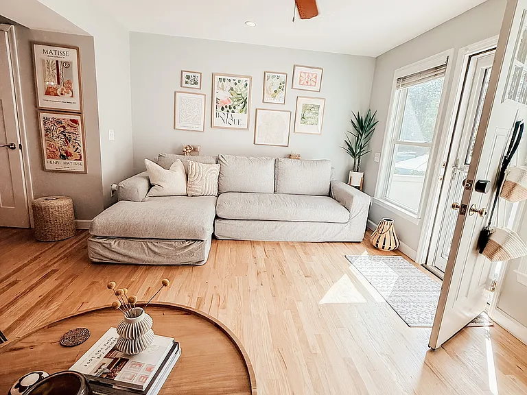 832 Colony Dr — Photo 8