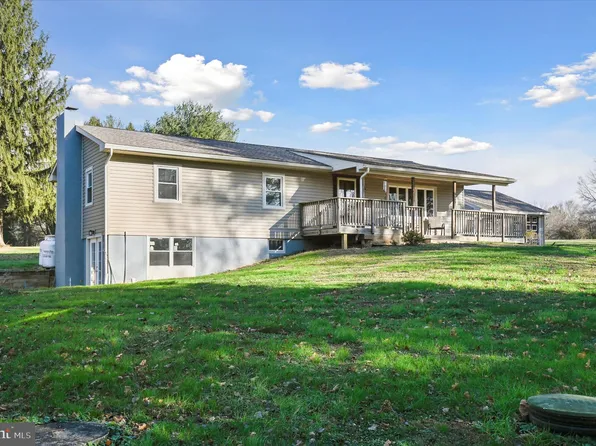 776 Ewing Rd, Cochranville, PA 19330