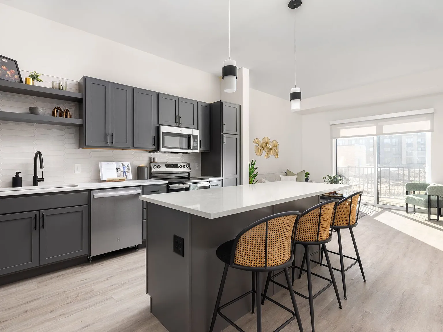 The Brooks Apartments — Photo 2